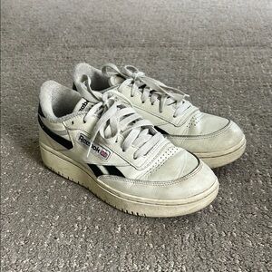 women’s reebok shoes